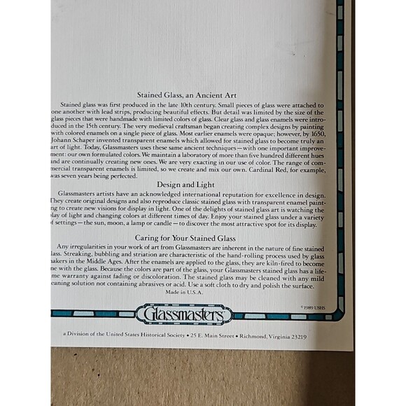 Pair of Blue Jay's Oval Glass Sun Catcher by Glass Masters 1989 - Picture 5 of 8